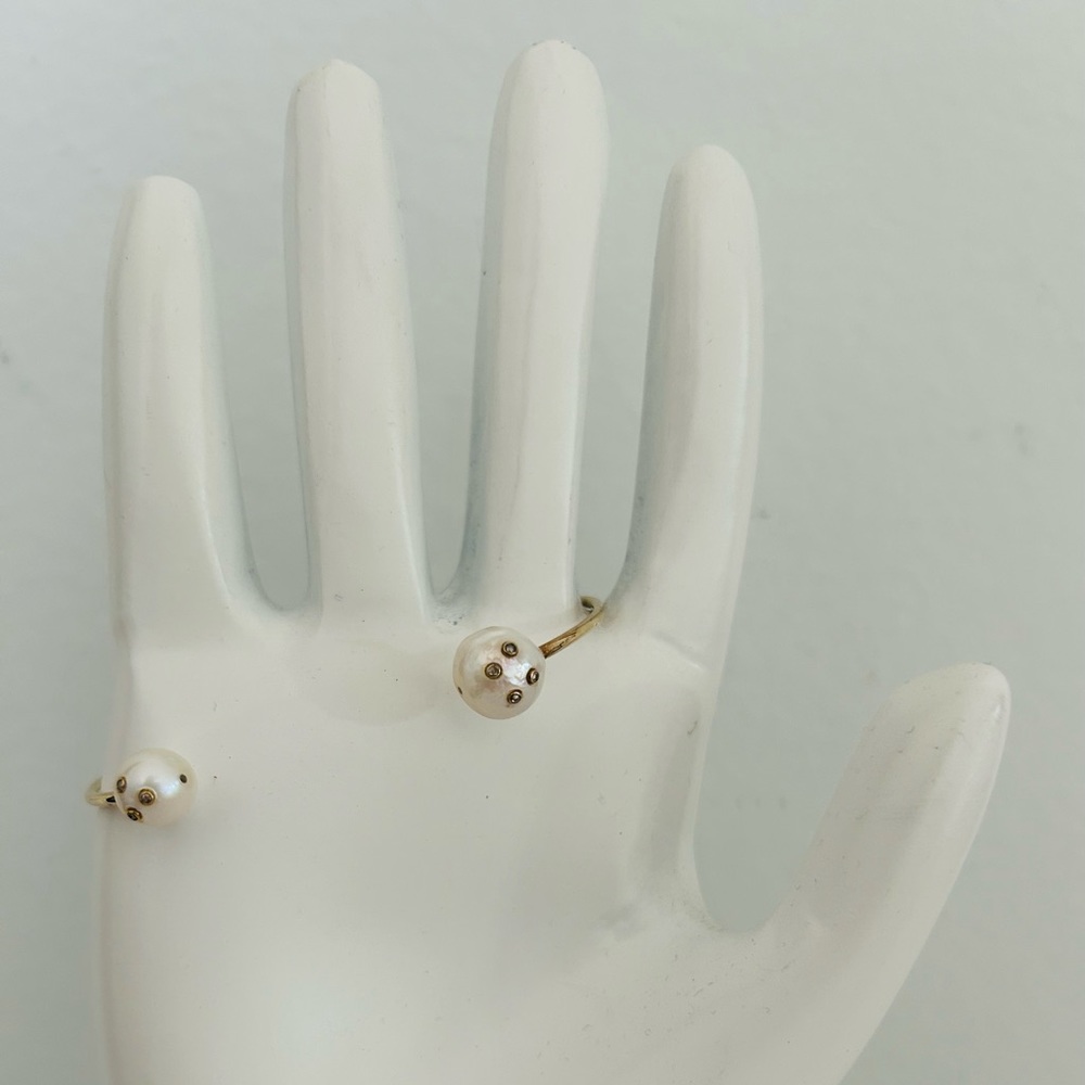 Chan Luu Pearl and gold cuff with champagne diamonds